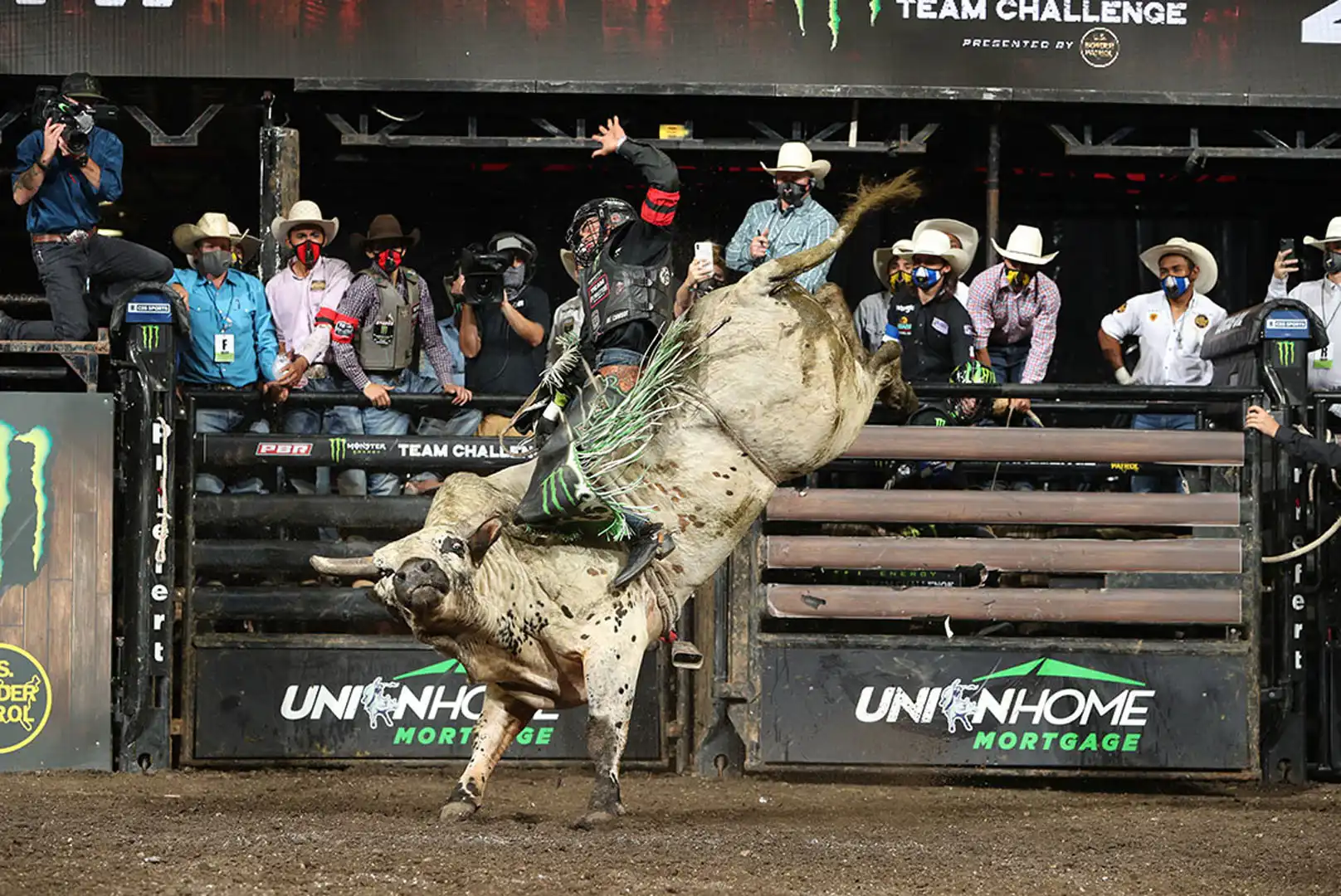 2c87f5eb-6063-4a6b-ab5f-8b6bdc52a271