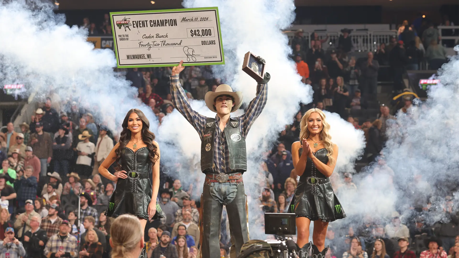 Florida Freedom’s Caden Bunch wins PBR Milwaukee, vaults to No. 7 in 2024 PBR World Championship race