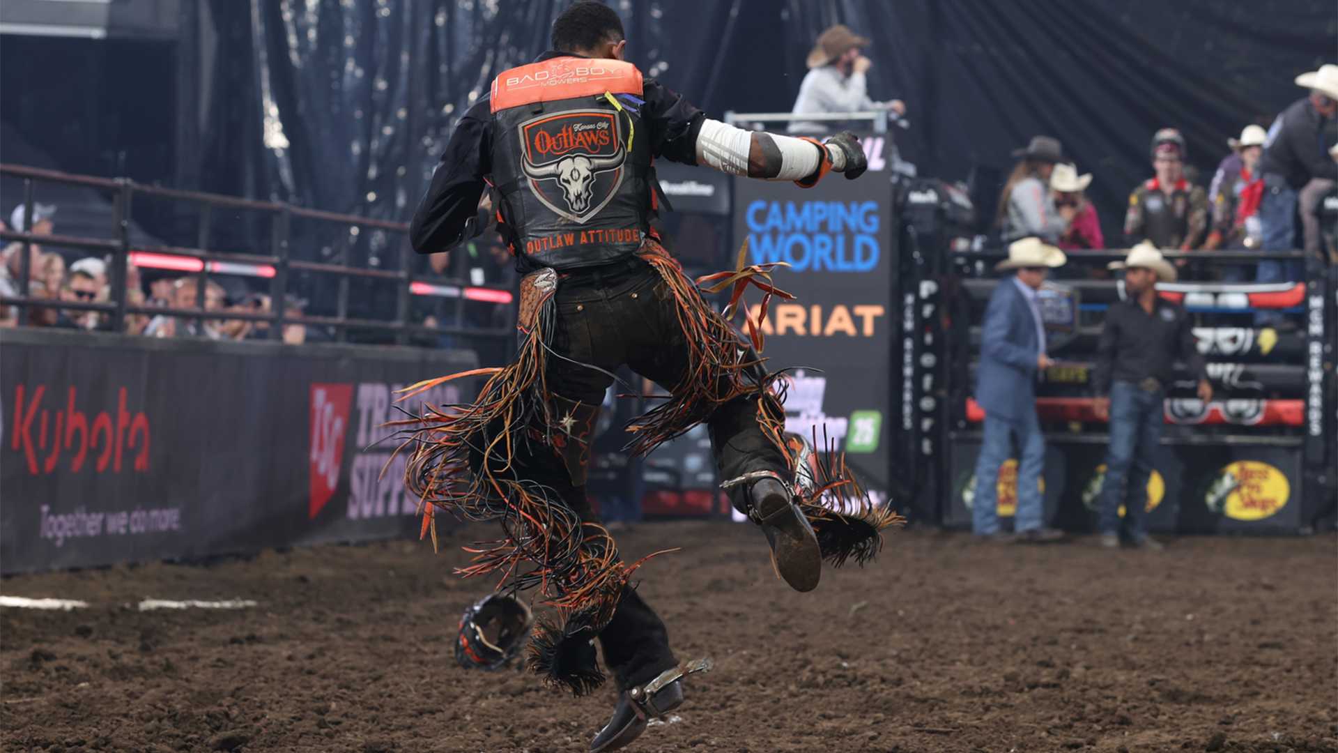 PBR Kansas City Outlaws extend winning streak to six with victory