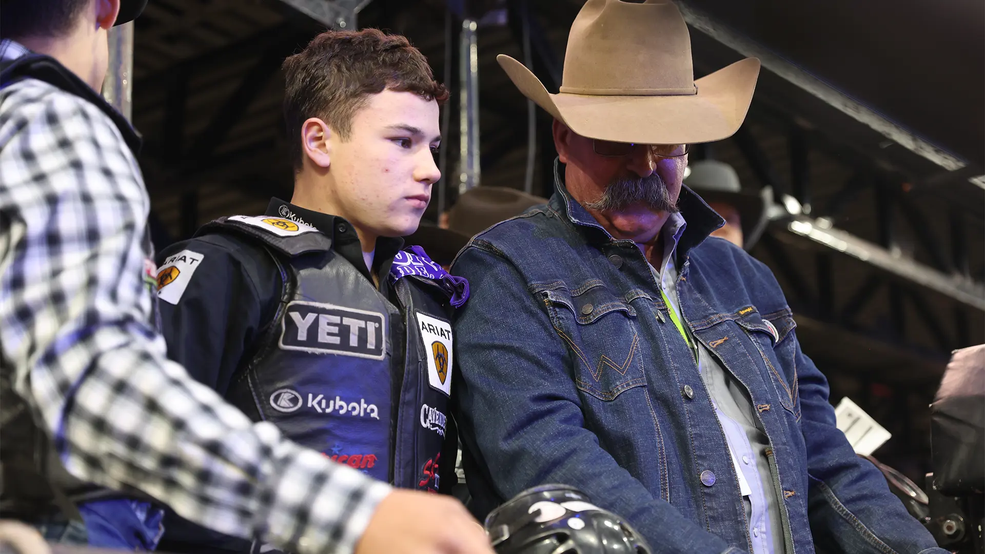 No. 2 John Crimber wins sixth PBR Stockyards Showcase title 