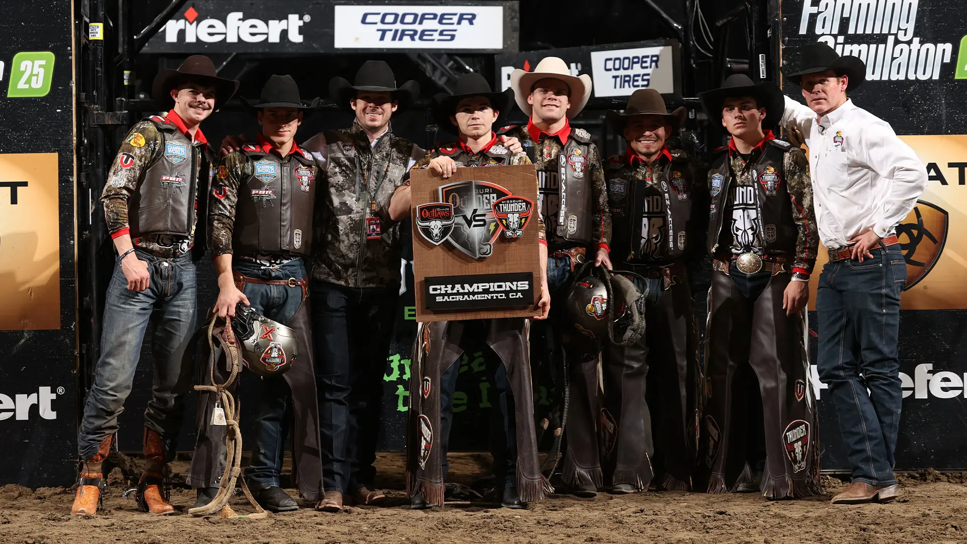 Paulo Eduardo Rossetto wins Round 1 of sold-out Wrangler Long Live Cowboys PBR Sacramento Presented by Cooper Tires 