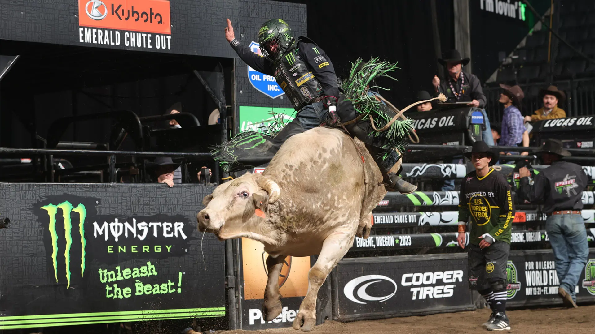 Dougherty, Outlaw chasing first event title of 2023 Unleash The Beast season after hot start Friday