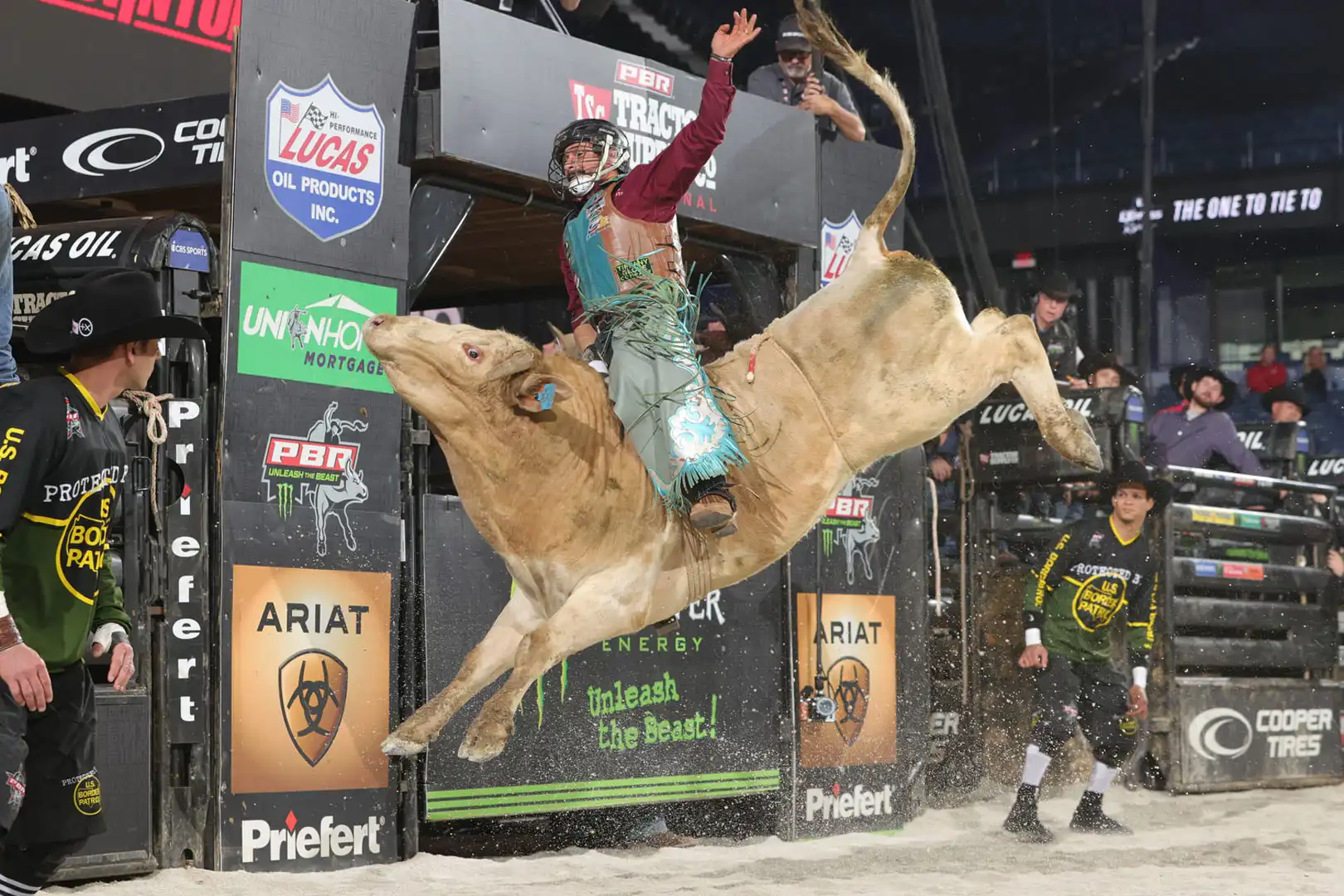 67ef7640-4d5d-4b9c-84ed-c871eb15633f