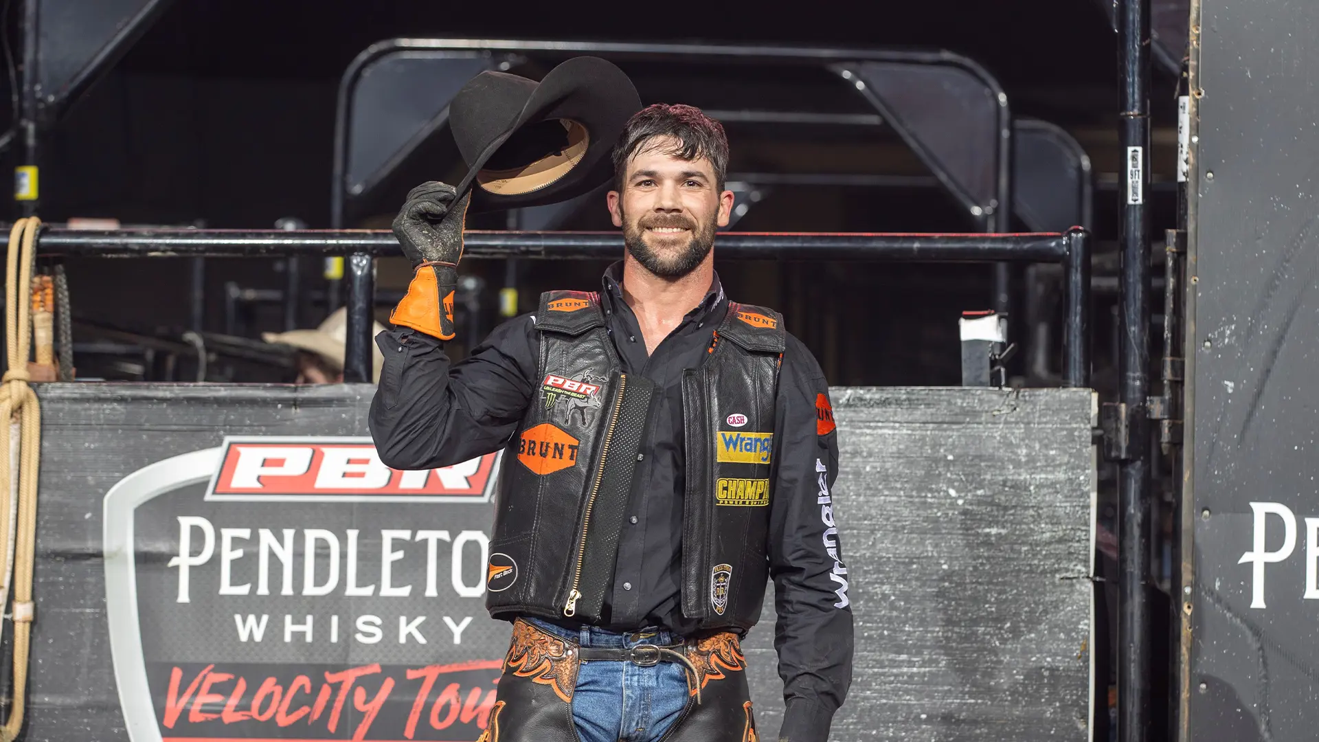 Eli Vastbinder wins Round 1 of PBR Bangor in final frame