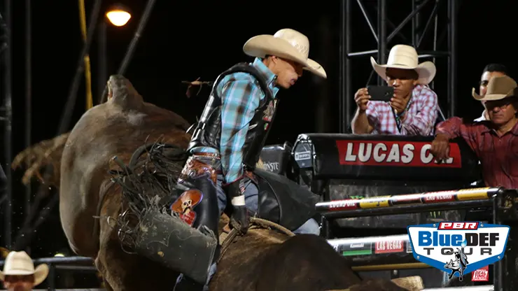 Valdiviezo chases his American bull riding Dream