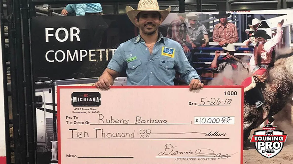 Barbosa Wins in Shipshewana
