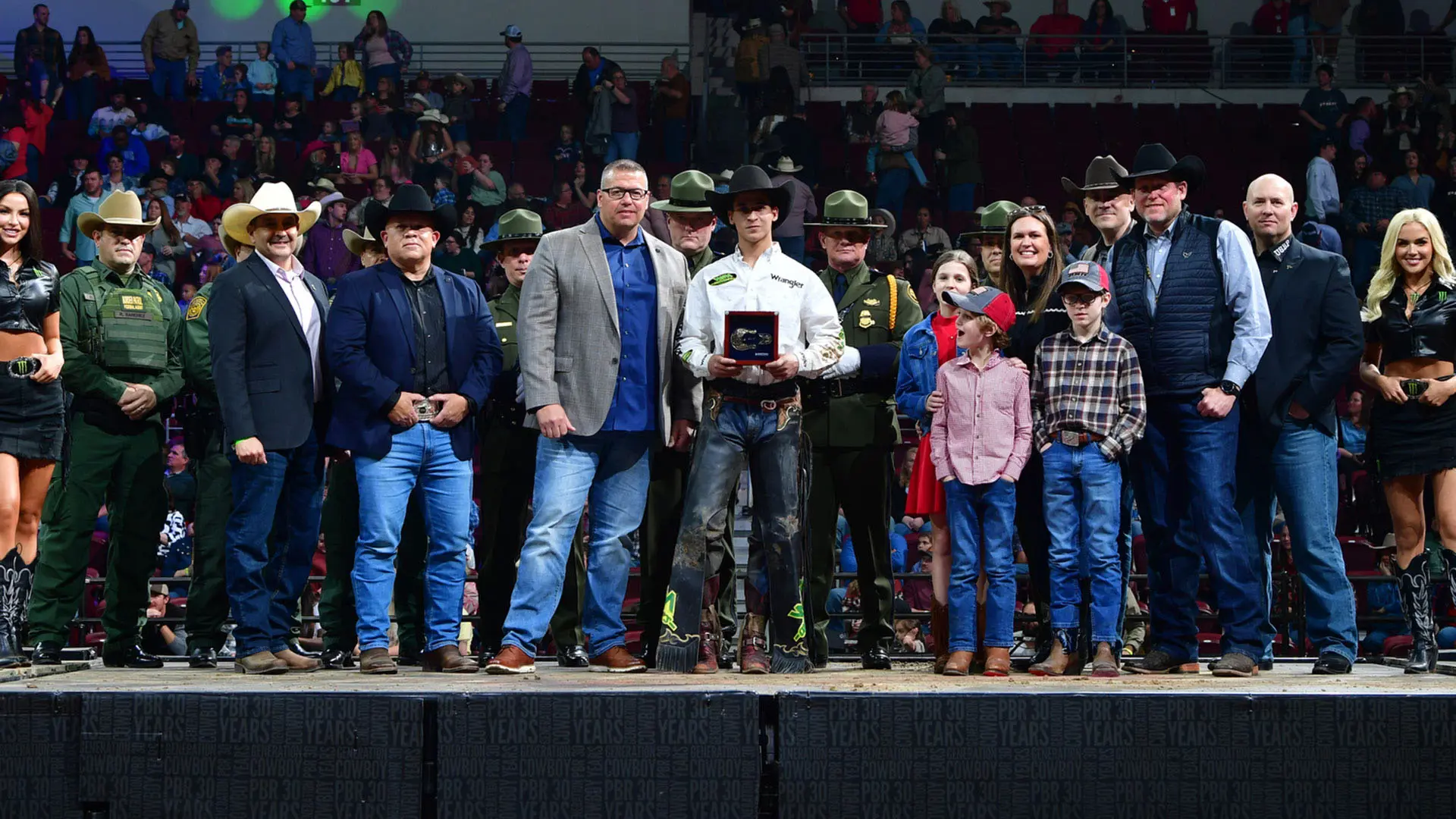 Austin Gamblers’ Dalton Kasel wins second consecutive UTB in Little Rock, Arkansas, to vault to No. 2 in World Championship race