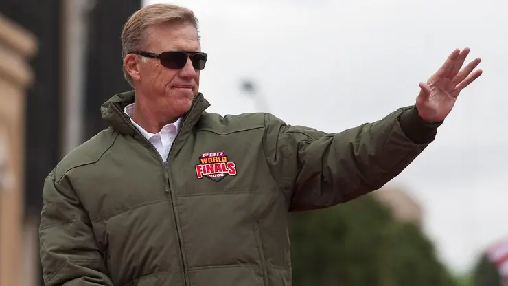 John Elway joins Back Seat Buckers