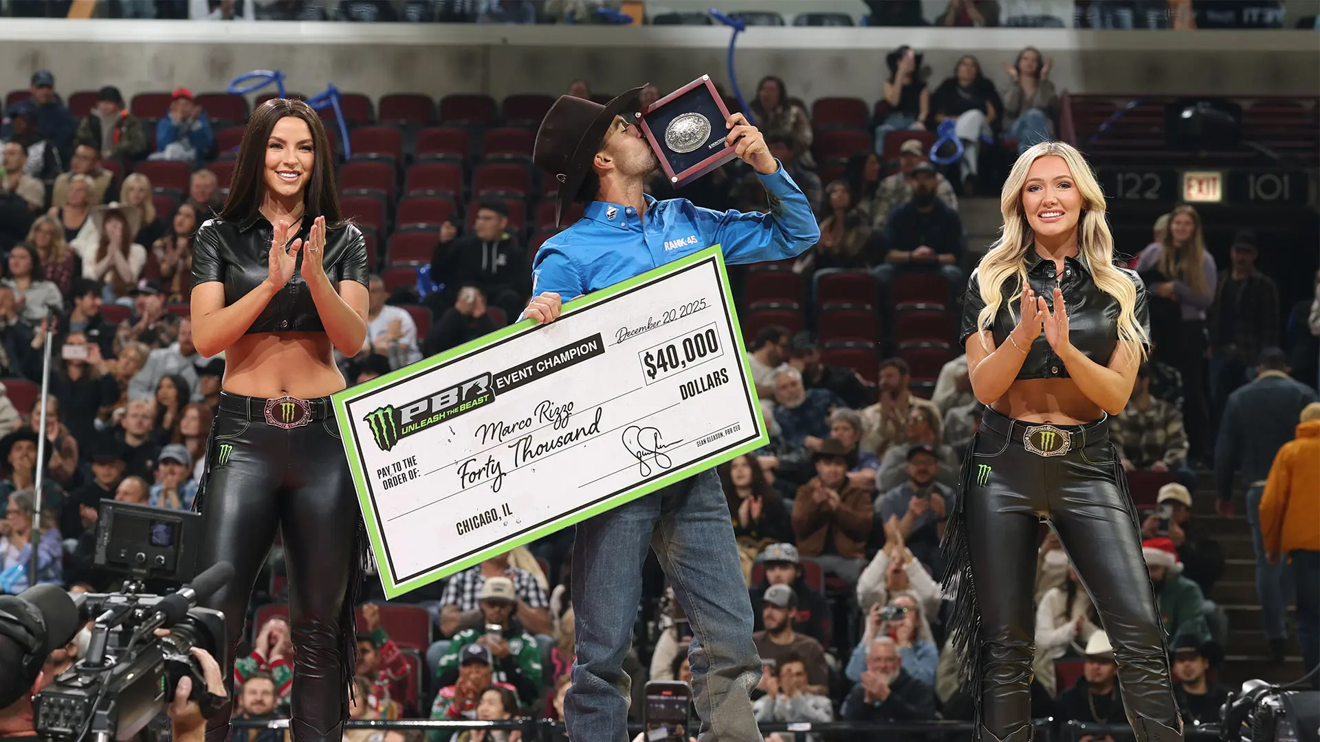 Marco Rizzo conquers Man Hater in championship round to claim his first PBR career win in Chicago