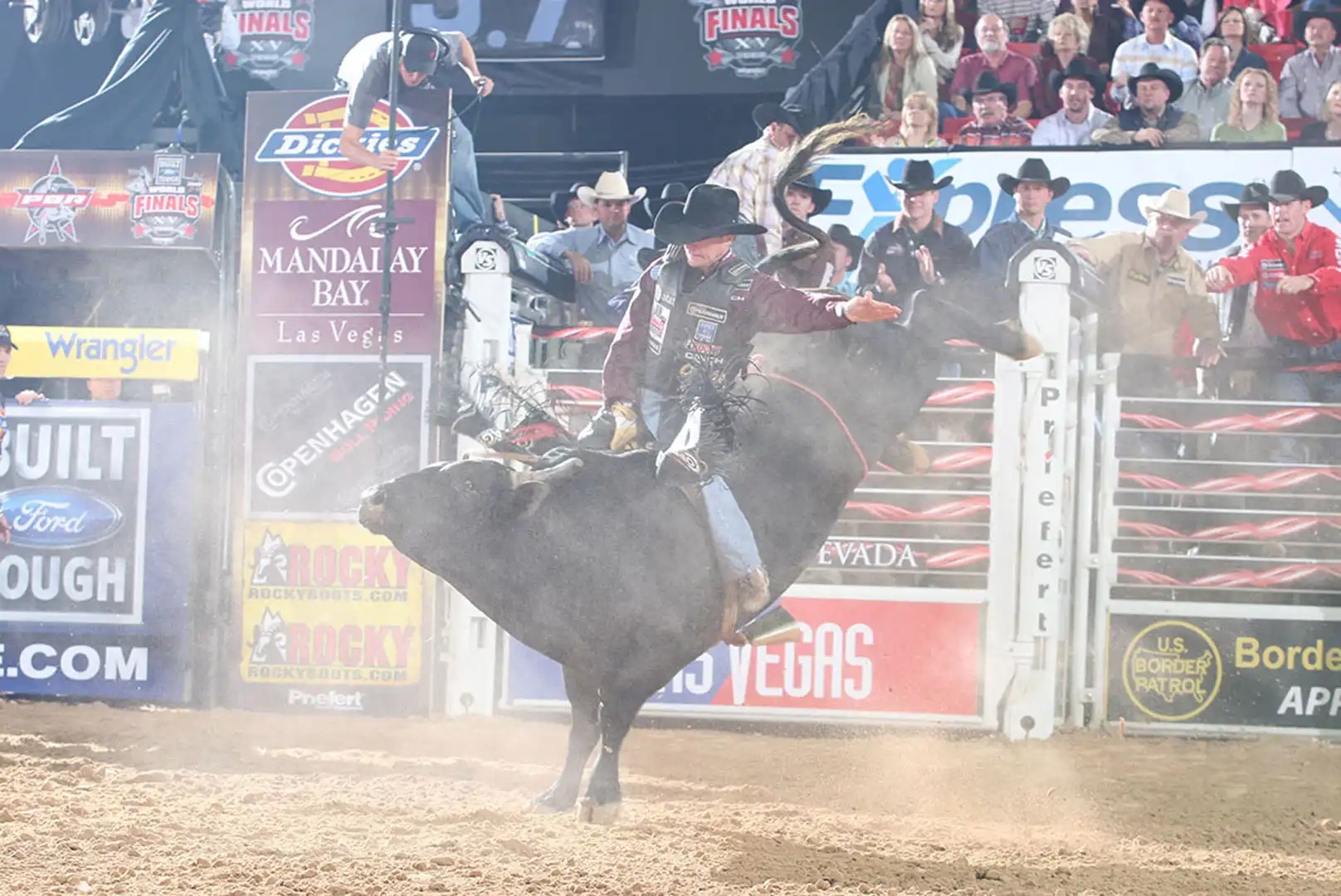 140b7edb-c451-4c7e-af22-3511111ad32f