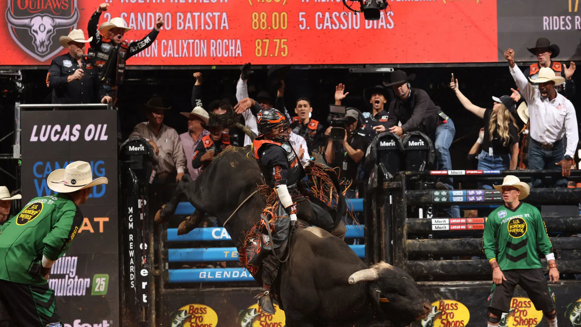 Kansas City Outlaws dominate Carolina Cowboys to win PBR Teams regular-season championship in final game before playoffs