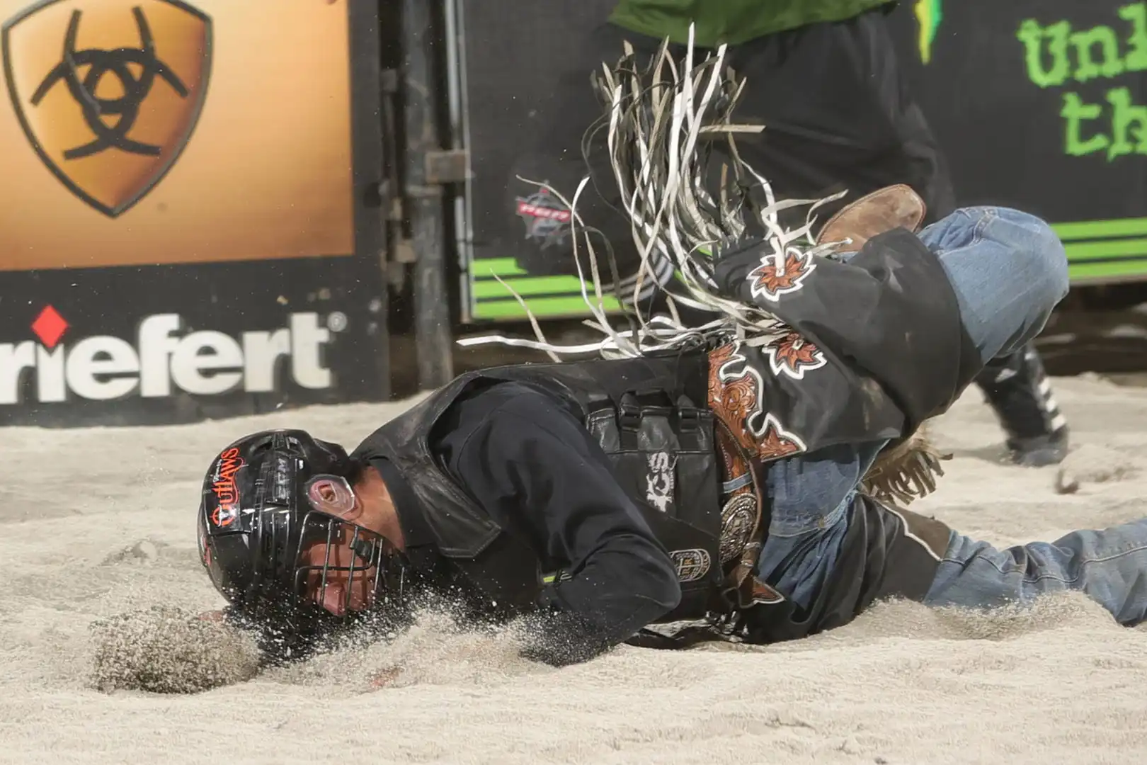 aa16c82e-298b-49ca-9221-24259913c085