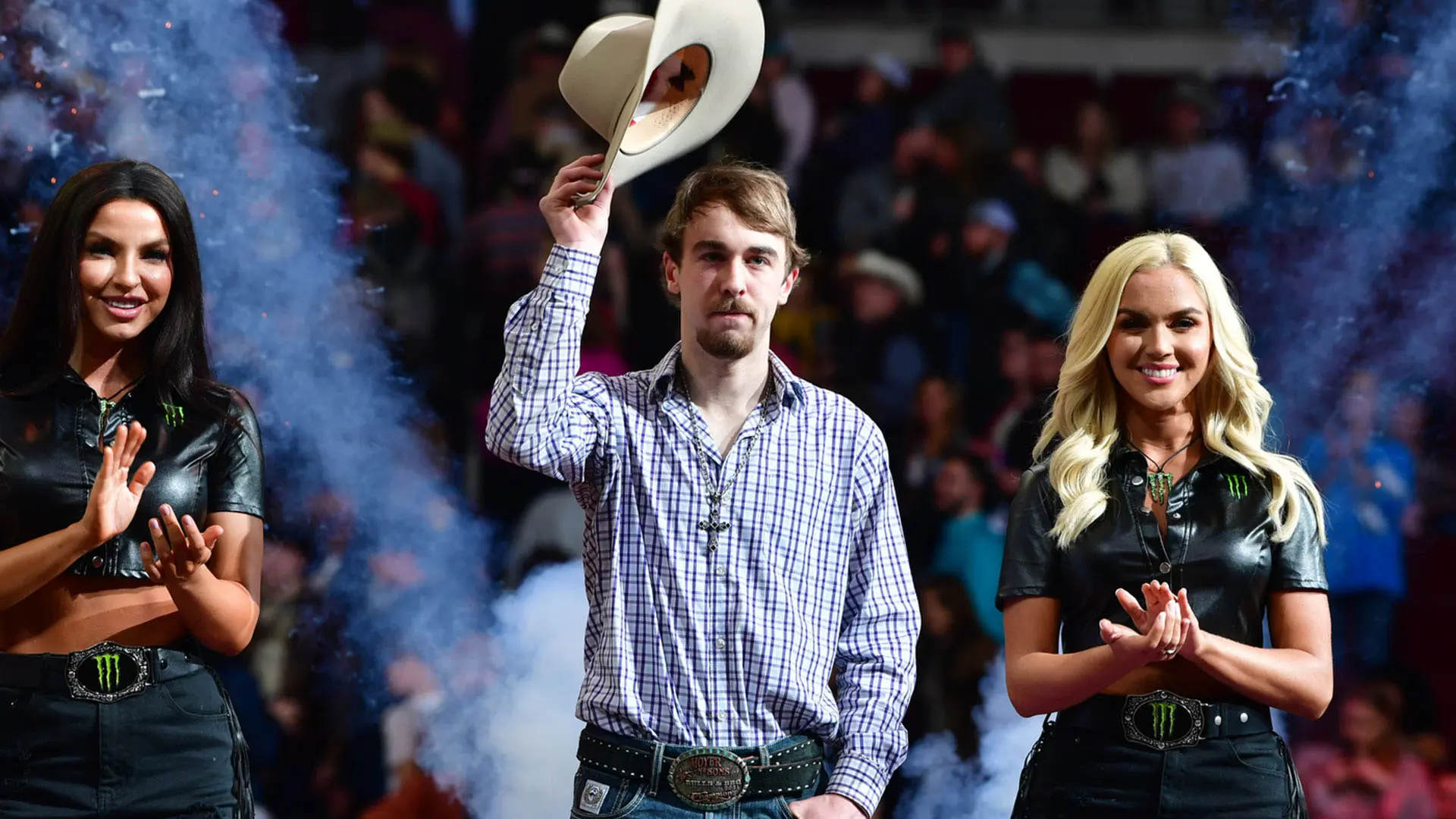 Oklahoma Freedom’s Tate Pollmeier wins Round 1 in Little Rock, Arkansas, with career-first 90-point ride