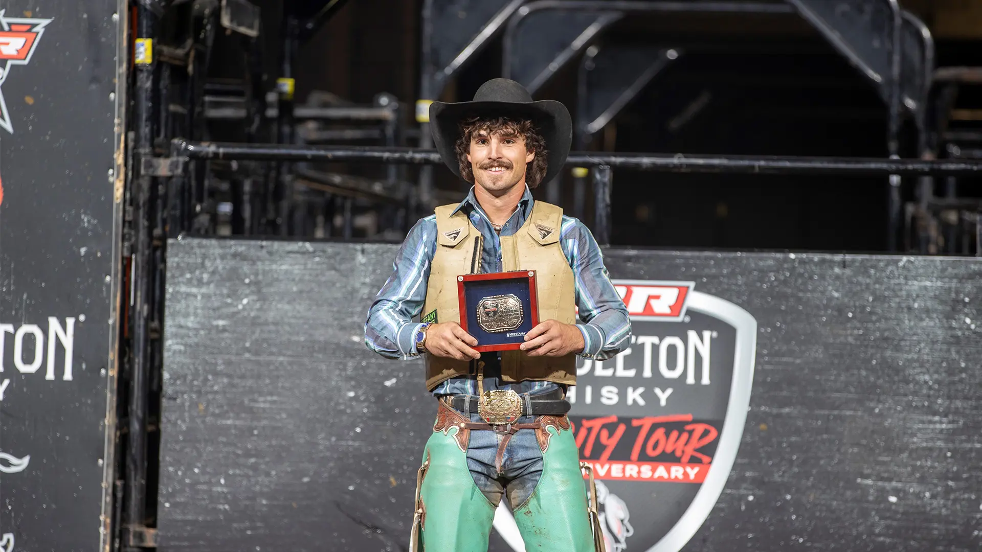 Elijah Monnett wins Pendleton Whisky Velocity Tour event in Fresno, California