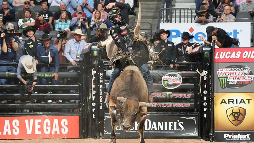 Teel conquers SweetPro’s Bruiser to take World Finals event lead