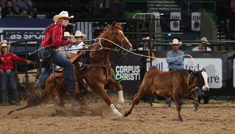 Texas teen takes aim at $1,000,000 WCRA Triple Crown of Rodeo