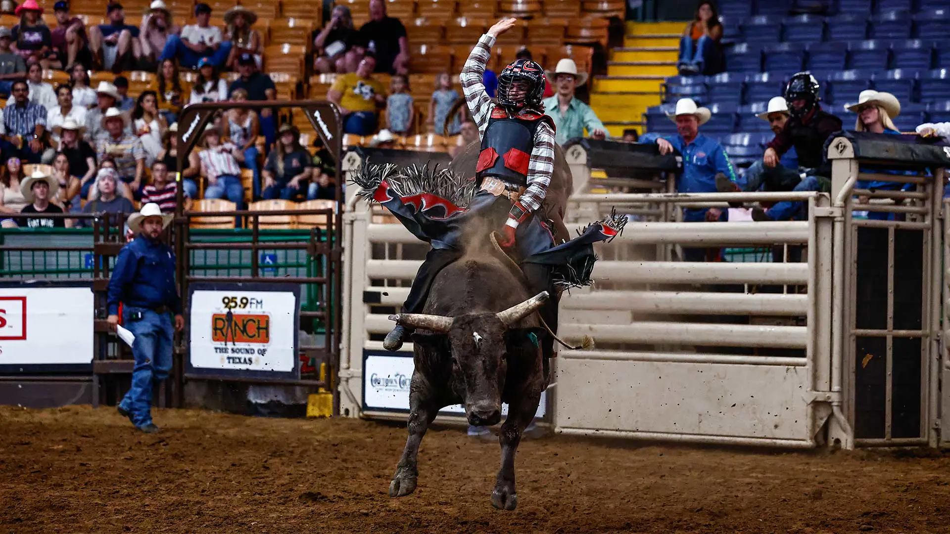 Jett Harkins Wins Career-First PBR Event at Canadian Touring Pro Division Stop in Cluny, Alberta