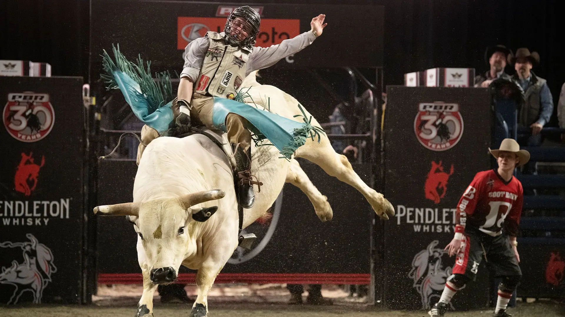 Jones, Martinez share Round 1 win at PWVT's Kubota Classic