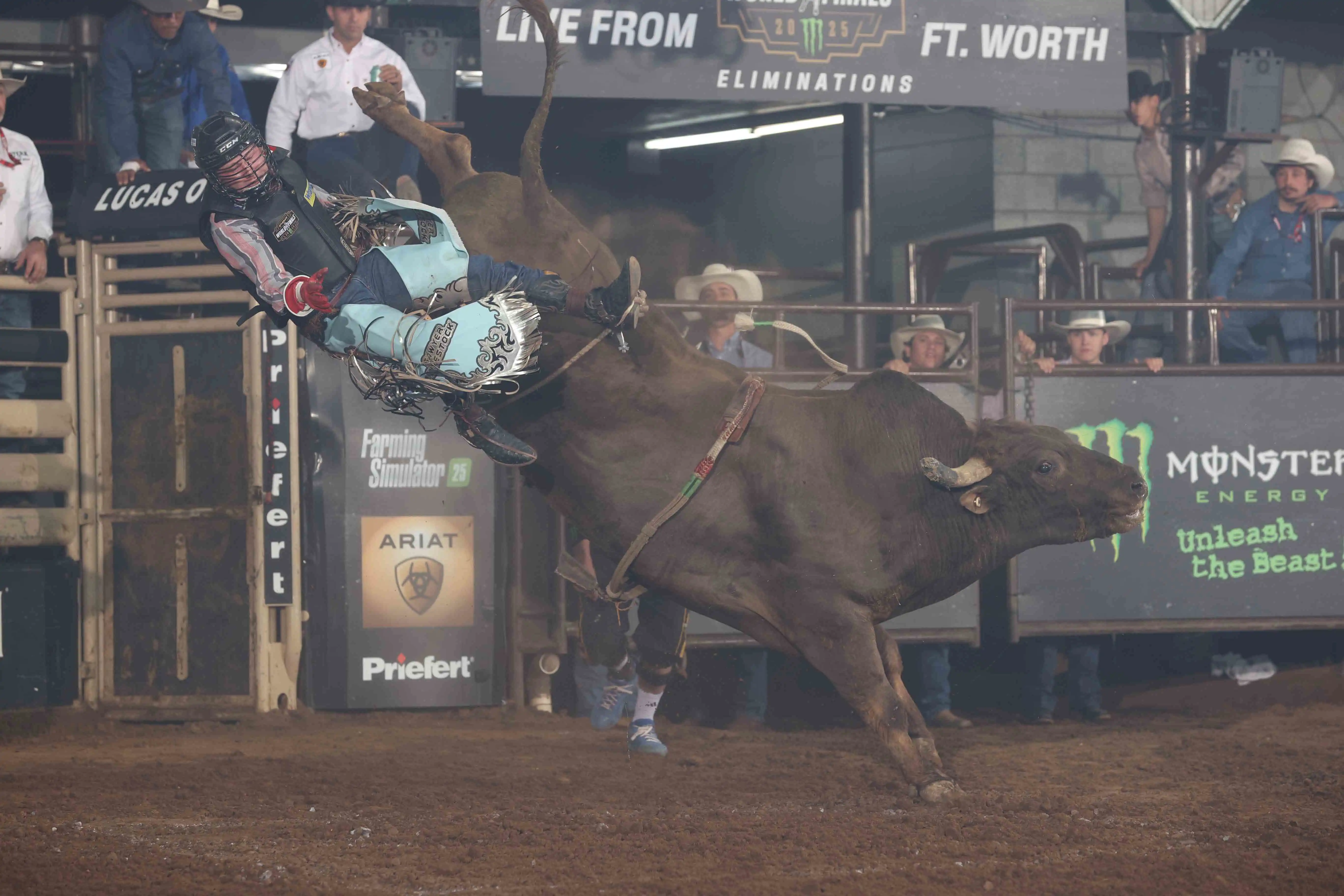 25 LIVE Fort Worth 03 043