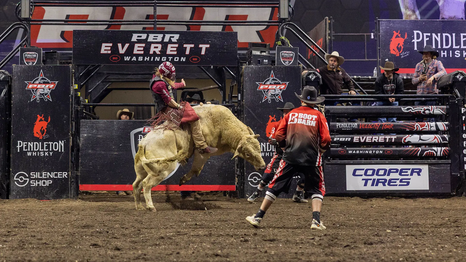PBR’S Pendleton Whisky Velocity Tour bucks into Everett, Washington for two nights of non-stop action