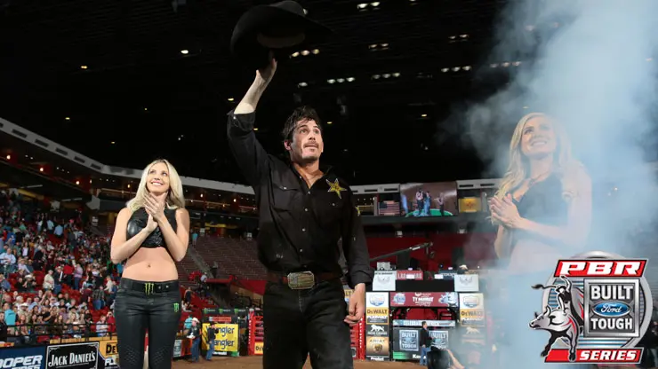 Wing wins Round 1 of Ty Murray Invitational