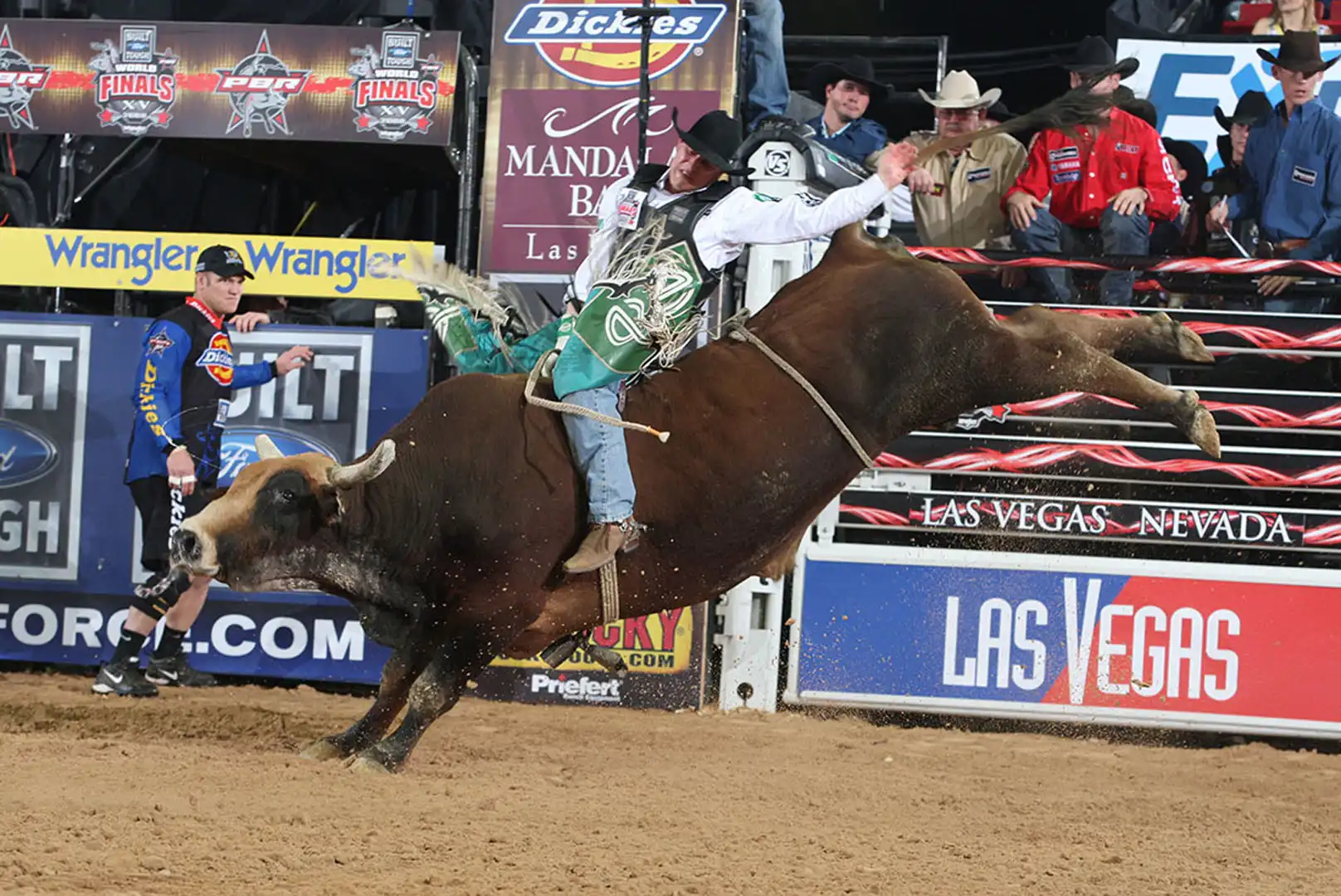 b454326c-9b2b-4013-bcdf-be266398c9a4