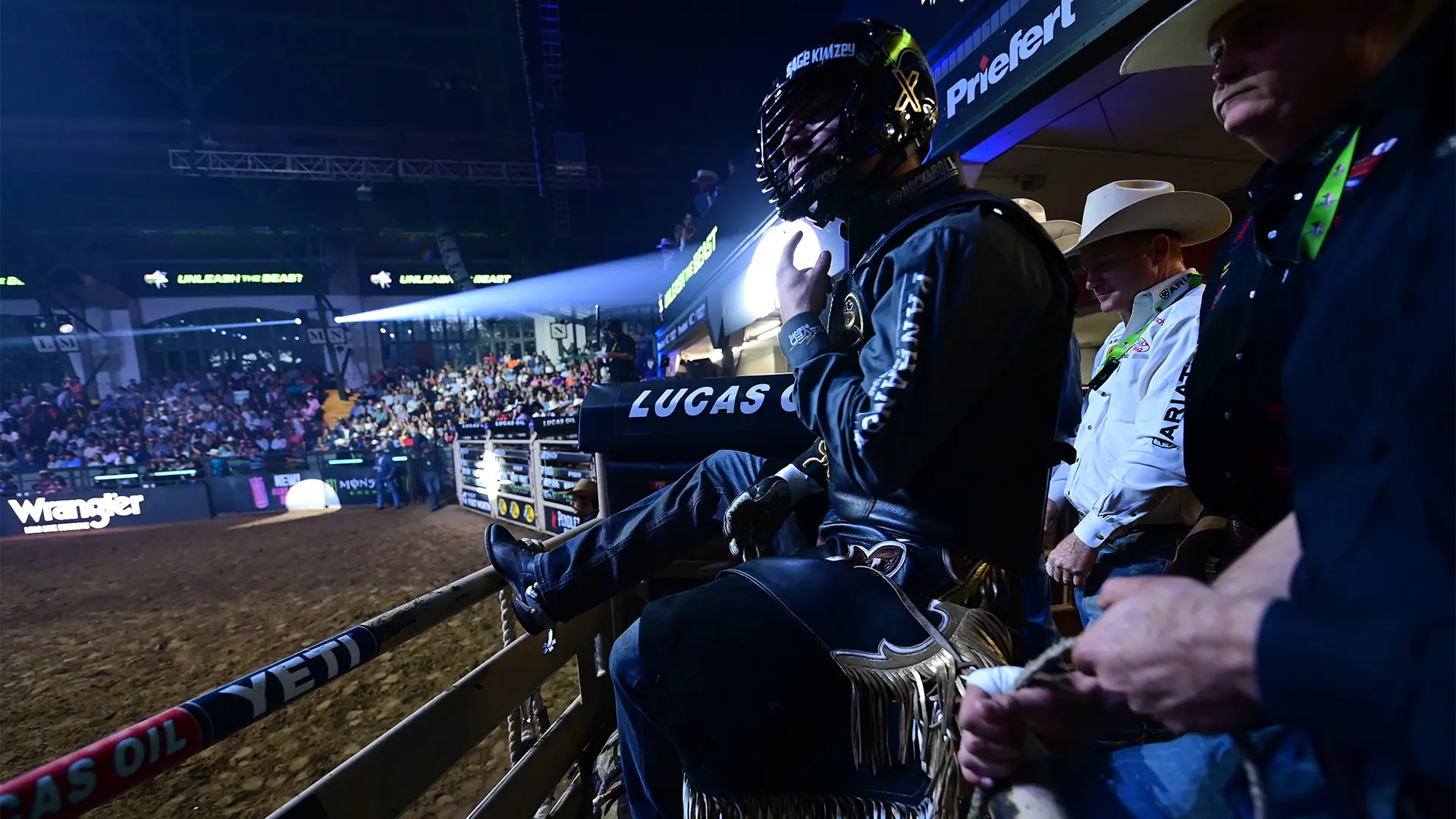 Seven-time World Champion Sage Steele Kimzey leads event qualifiers into AT&T Stadium