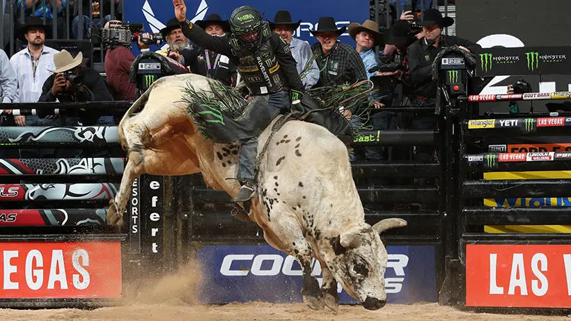 Smooth Operator erupts for YETI World Champion Bull title and YETI Bull of the Finals victory