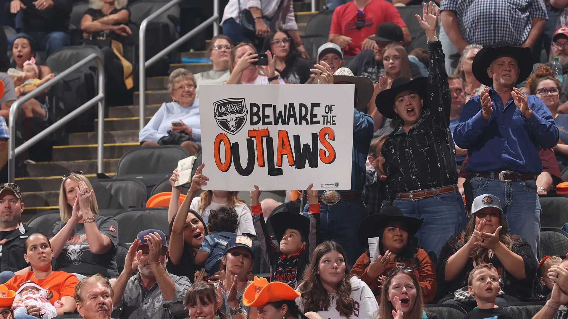 #InCaseYouMissedIt: Outlaws stay hot at Outlaw Days, Man Hater makes history