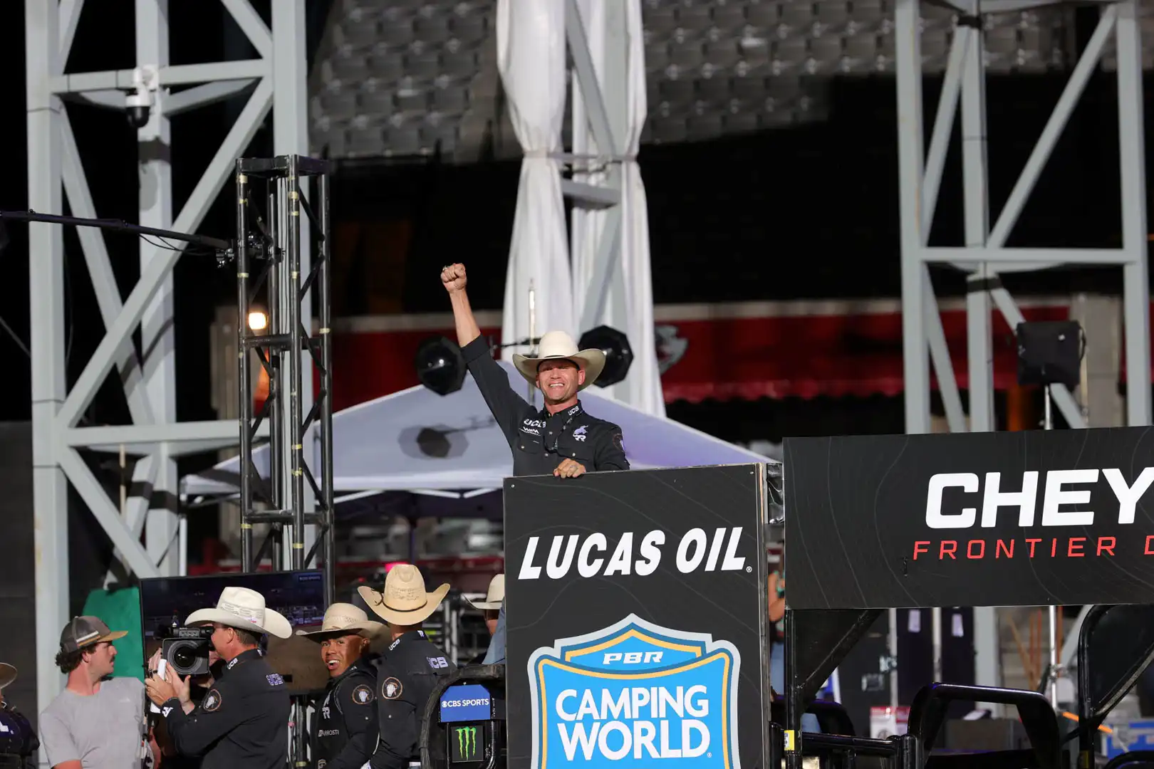 0a4e710a-e7d5-4f28-a114-834b9cc376a6