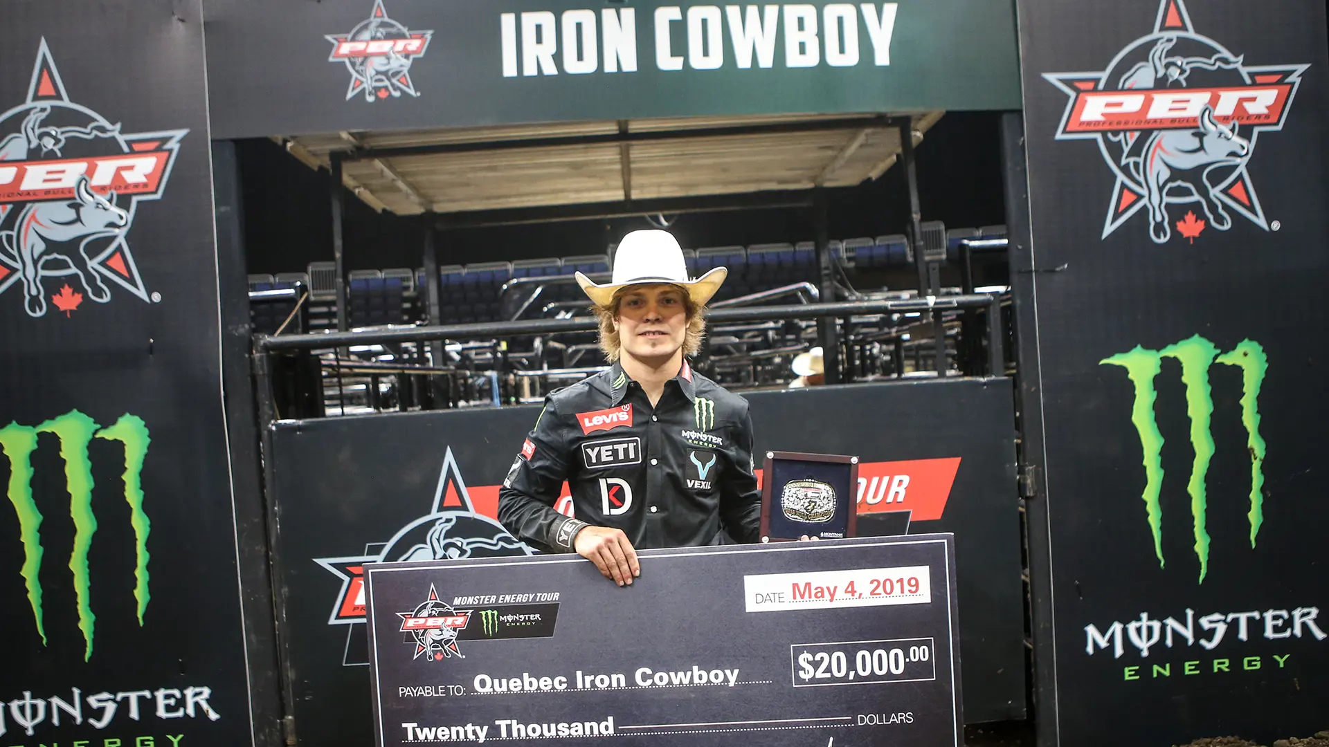 Derek Kolbaba wins 2019 PBR Canada Iron Cowboy