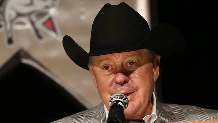 2006 Stock Contractor of the Year Teague to sell bucking stock