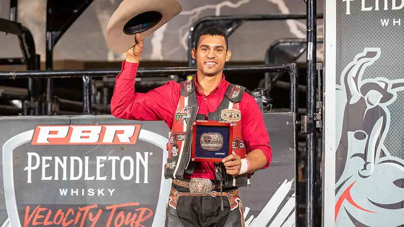 Junior Patrick Souza wins Syracuse Showdown