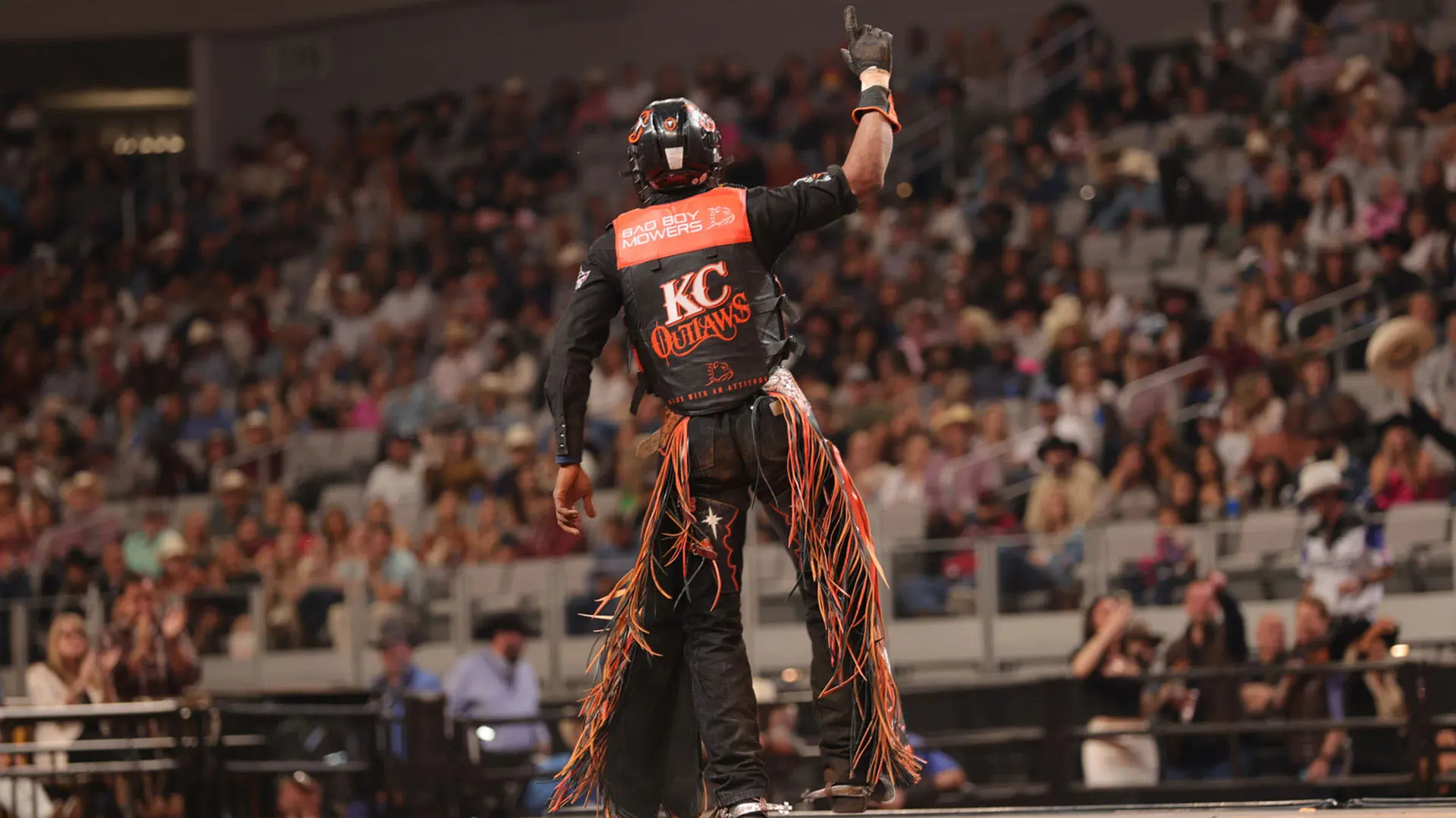 Kansas City Outlaws clinch first-round bye at 2023 PBR Teams Championship with regular-season title hopes still alive