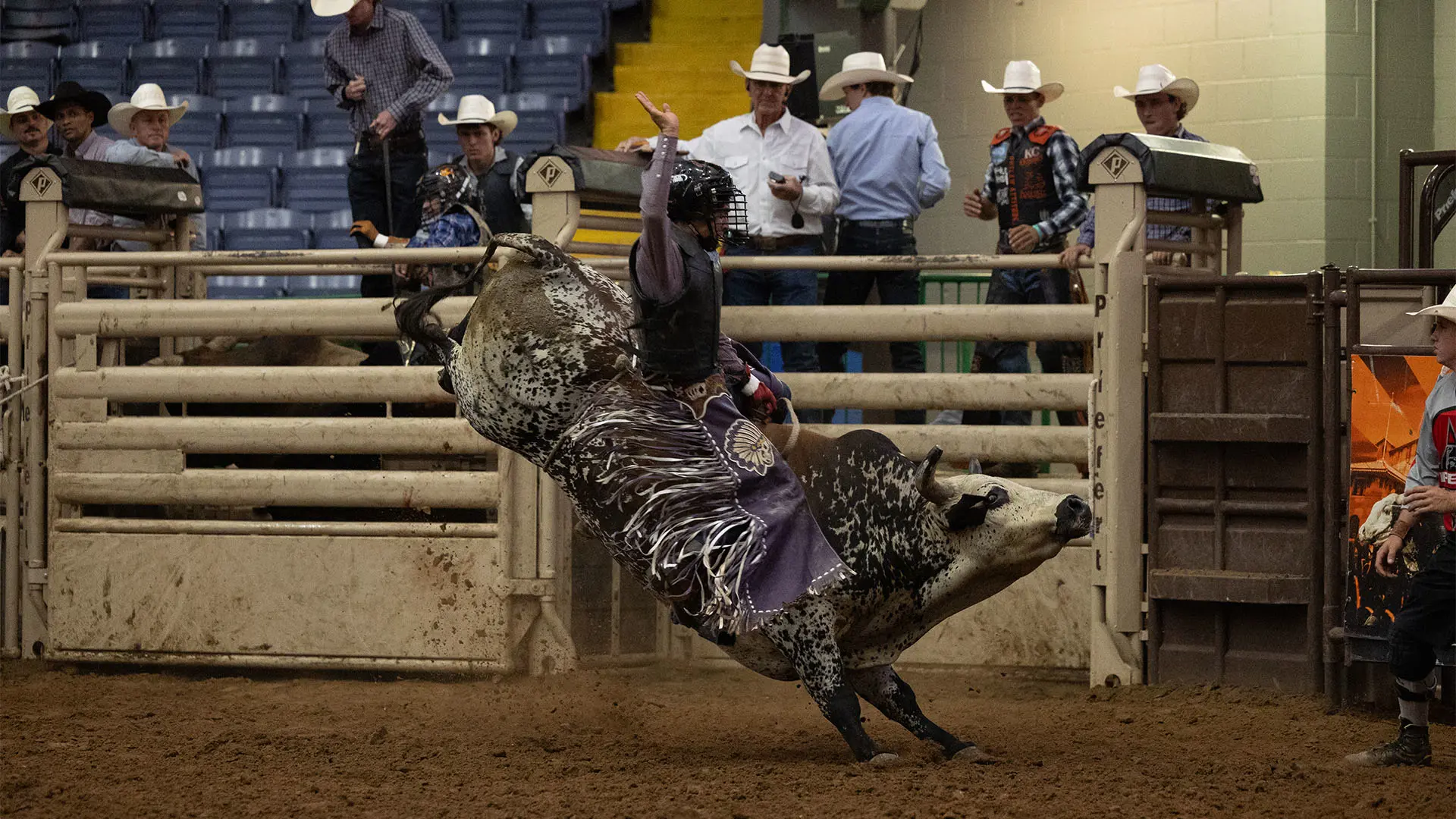 Perfect outing from Lorenzo Lopez wins PBR Stockyards Showcase