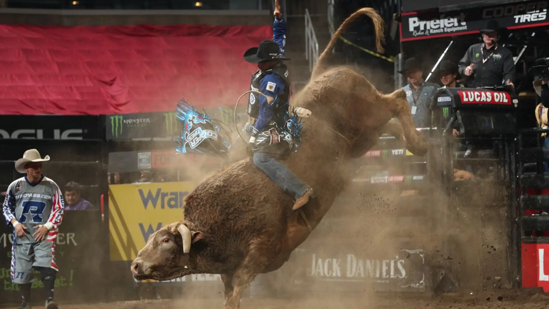 Vieira pushes career Iron Cowboy earnings to over $400,000
