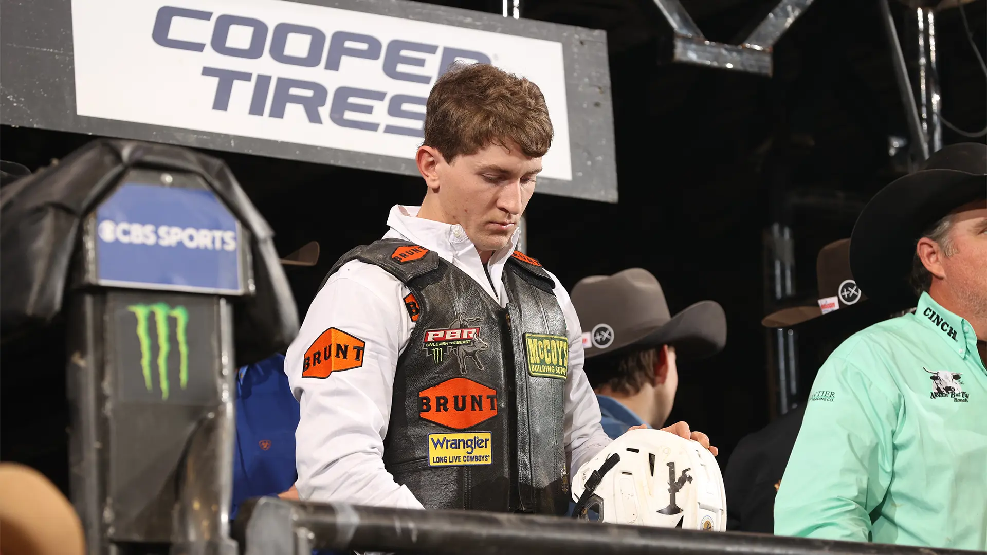 Cort McFadden leads Round 1 after first night of Denver PBR Chute Out at the National Western Stock Show