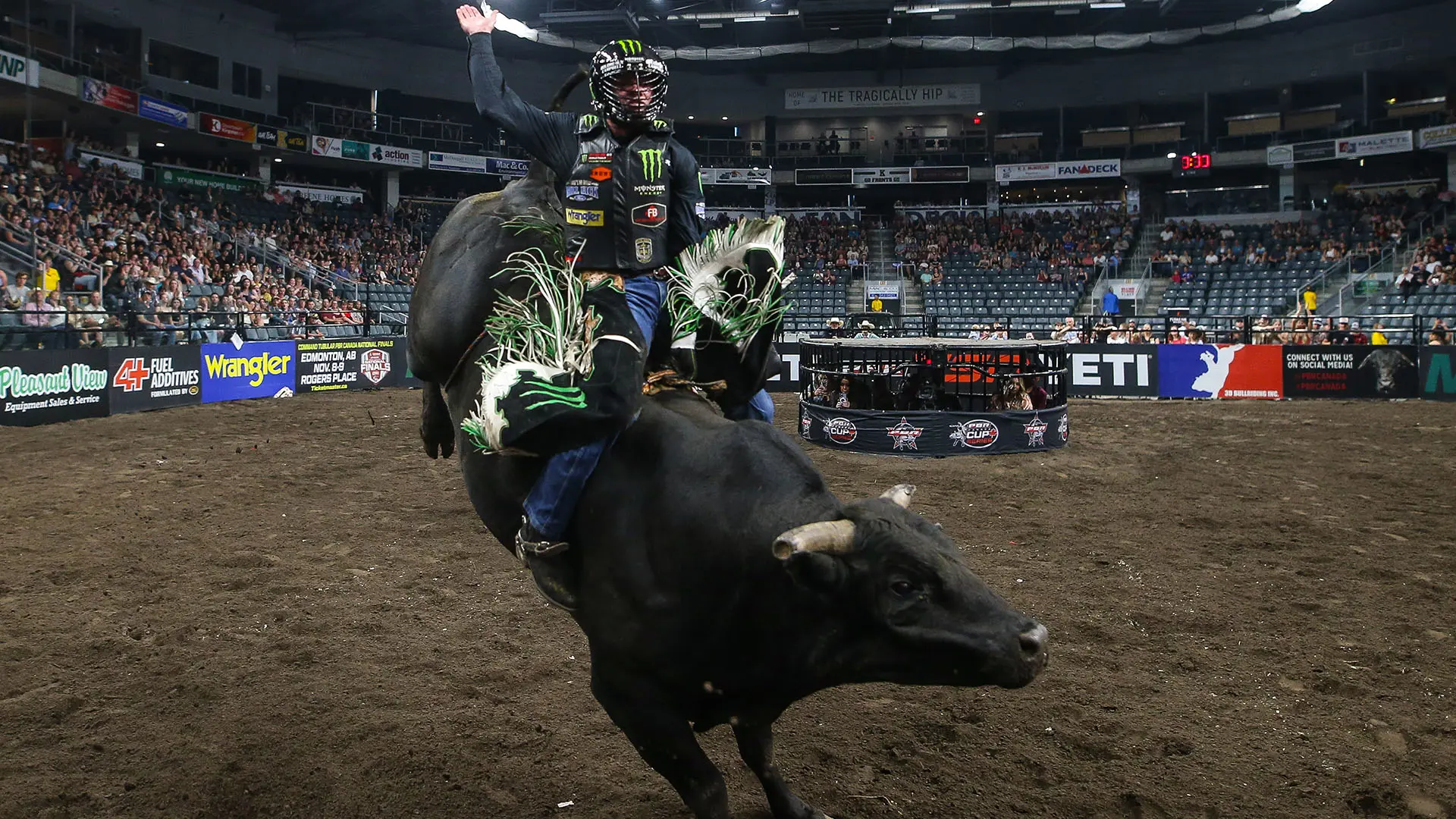 Boudreaux Campbell wins Round 1 of debut PBR Canada Cup Series event in Kingston, Ontario