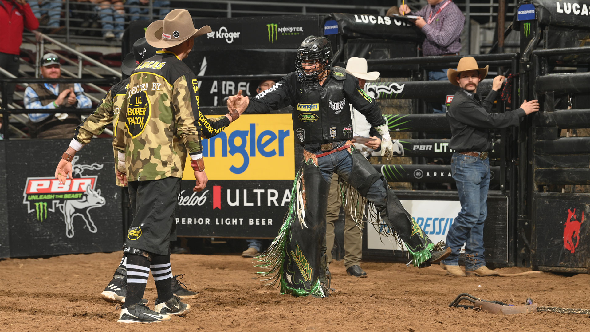 俺のmokkin hills field PBR | Kaique Pacheco wins Round 1 of sold-out Unleash The